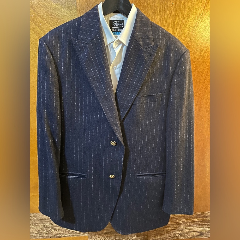100% Italian Wool Navy Pinstripe Blazer